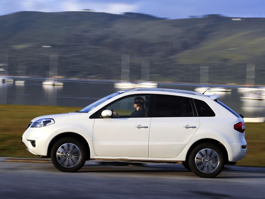  Renault Koleos 2012 года  (ZA) (фото 8 из 19)